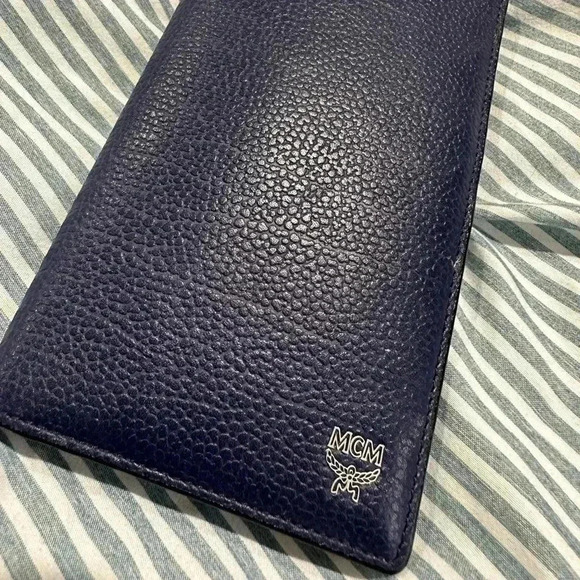 MCM Wallet - Picture 1 of 5